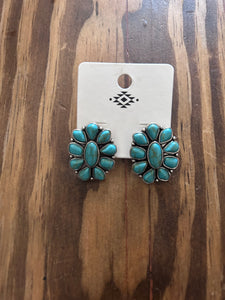 Medium western flower earrings